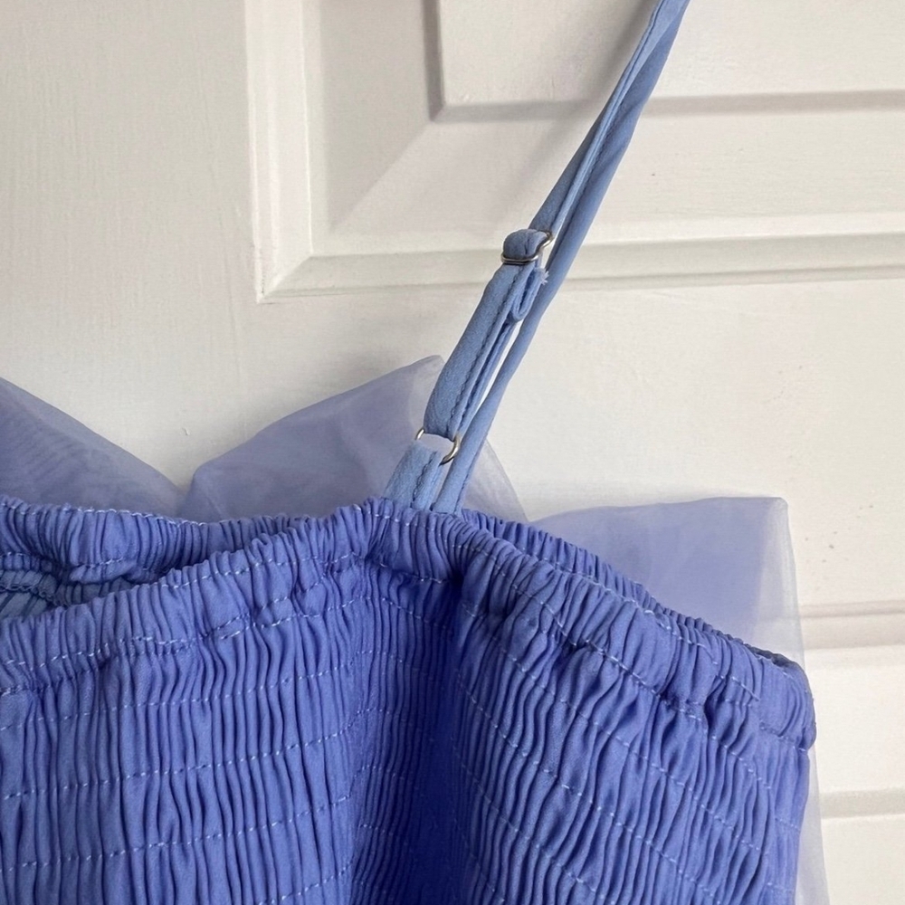 Chic Blue Ruffle Top - Picture 4 of 4